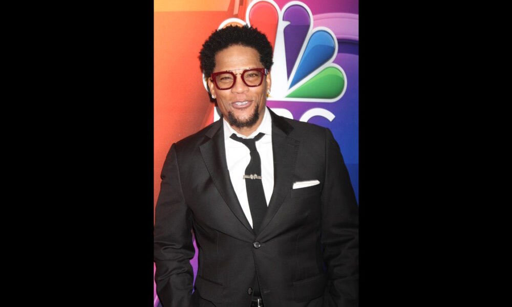 The Rise of DL Hughley: From Comedian to King of Comedy