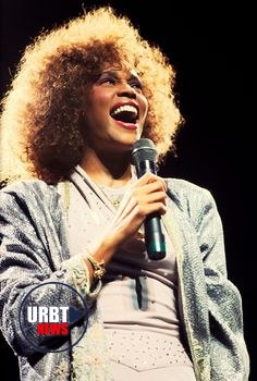 Cop Under Scrutiny After Alleged Inappropriate Conduct at Whitney Houston Death